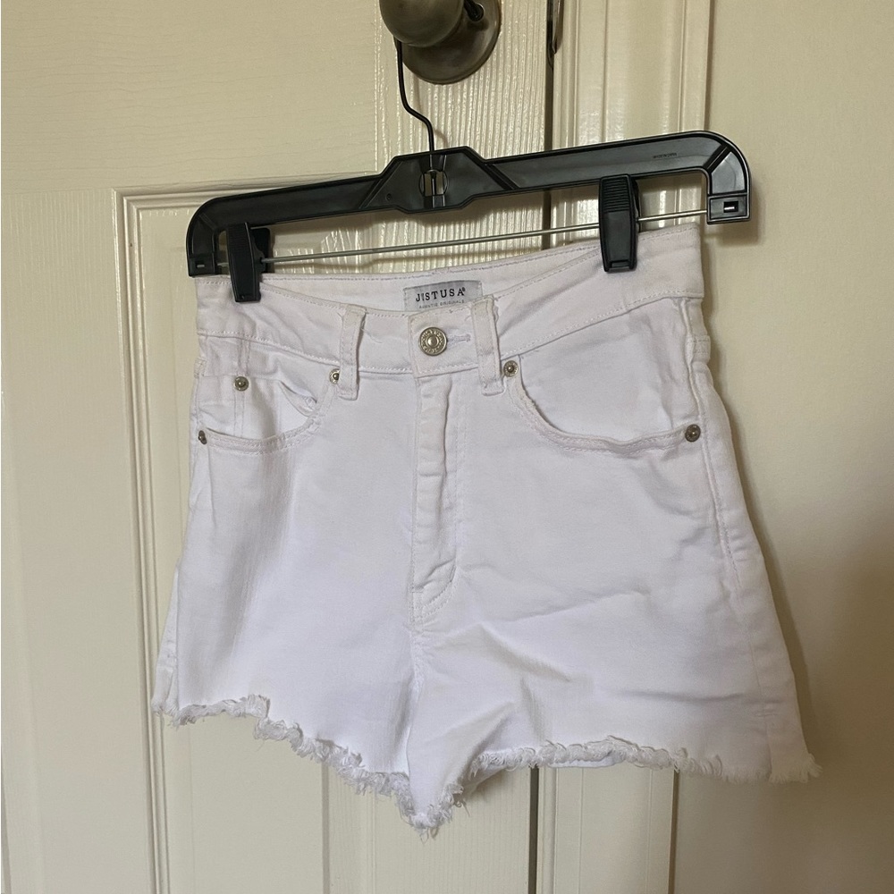 JUSTUSA white jean shorts. Size XS, great condition!